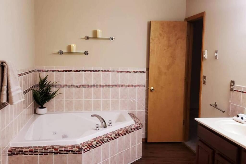 איסט סטרודסבורג *Amenity-Filled Waterfront Oasis @Saw Creek Estates Near Waterfalls And Hiking* מראה חיצוני תמונה